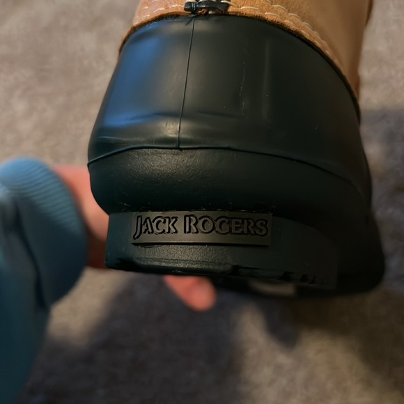 Never Worn Jack Roger’s snow boots - Picture 4 of 4